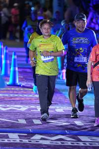 BIB: 4785, 4212
                            <button type="button" onclick="openModal(26248885)" class="btn btn-primary btn-sm float-right btn-popup" data-toggle="modal" data-target=".modal-high-quality">
                        <i class="fas fa-shopping-cart"></i> Add to Cart
                    </button>
                                            <button type="button" onclick="isThisMe(26248885, true)" class="btn btn-success btn-sm float-right btn-popup btn-isme hidden" data-toggle="tooltip" data-placement="bottom" title="นี่คือรูปของคุณใช่ไหม คลิกที่นี่เพื่อเอาเข้าอัลบั้ม">
                        <i class="fas fa-plus"></i> Add to album
                    </button>
                    <button type="button" onclick="isThisMe(26248885, false)" class="btn btn-warning btn-sm float-right btn-popup btn-isnotme hidden">
                        <i class="fas fa-ban"></i> Remove from album
                    </button>